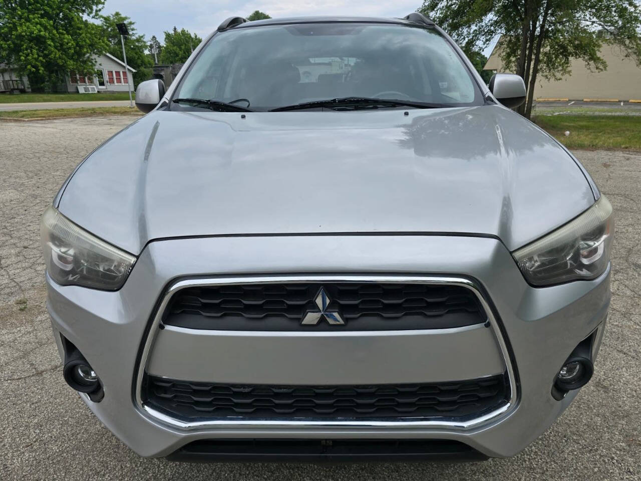 Used 2013 Mitsubishi Outlander Sport SE AWD/4WD image 2