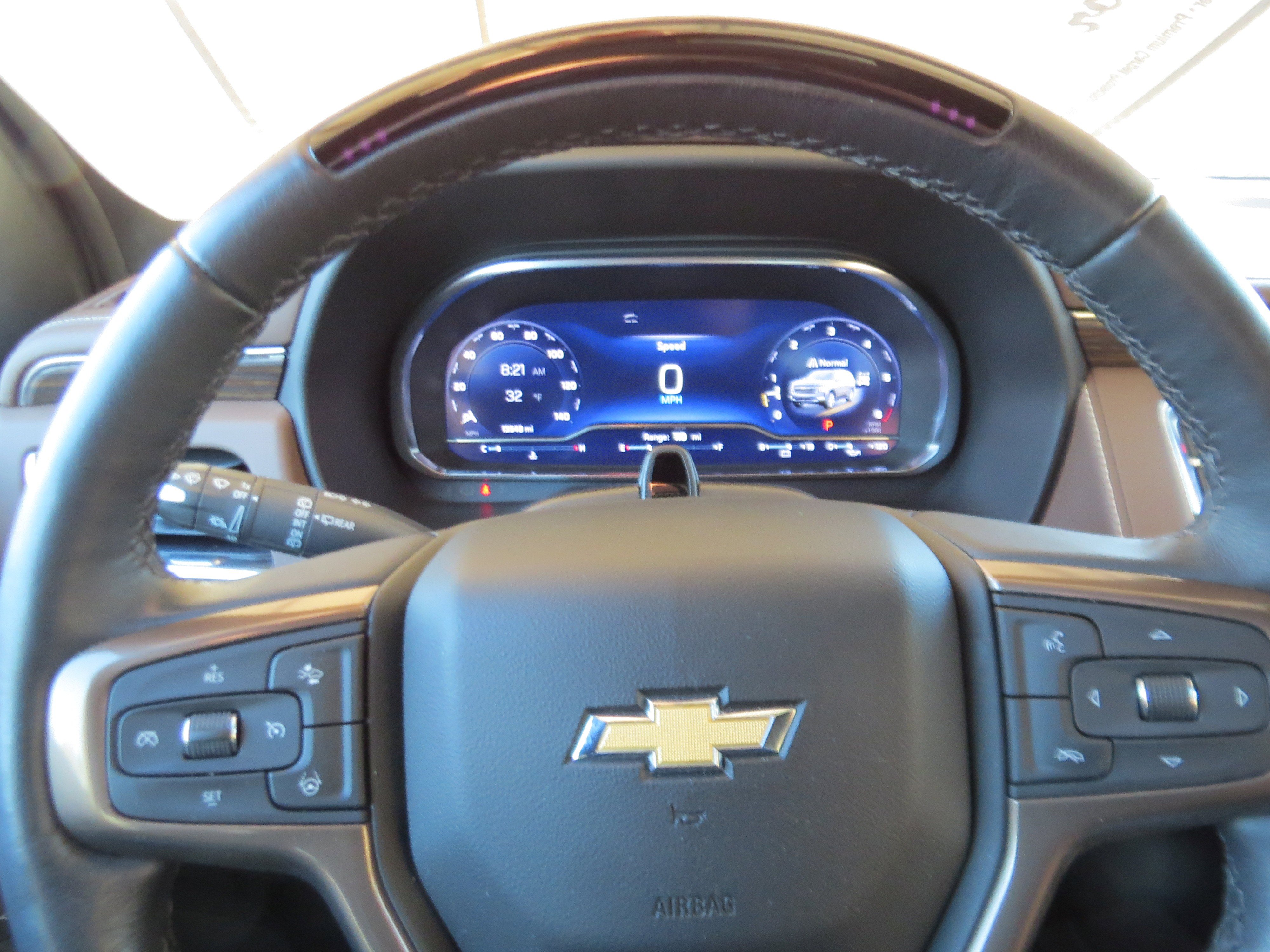 Used 2024 Chevrolet Tahoe High Country w/ Advanced Technology Package AWD/4WD image 23