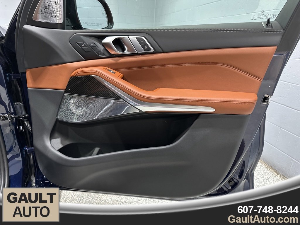 New 2026 BMW X7 M60i image 18