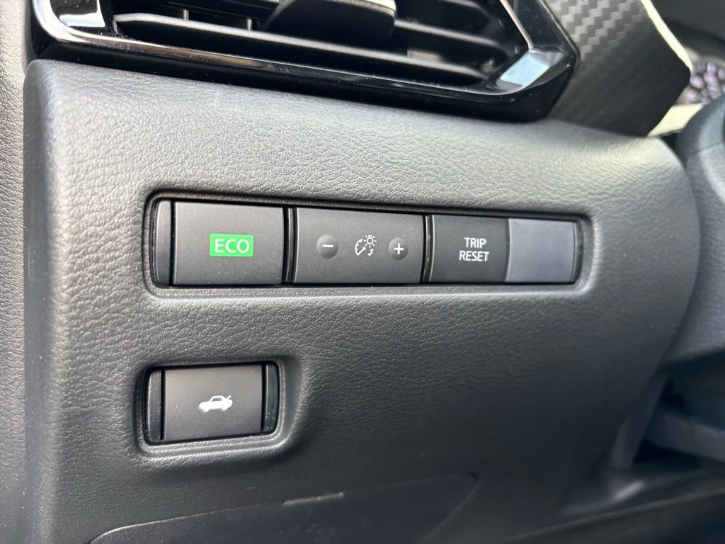 Used 2025 Nissan Sentra SV image 15