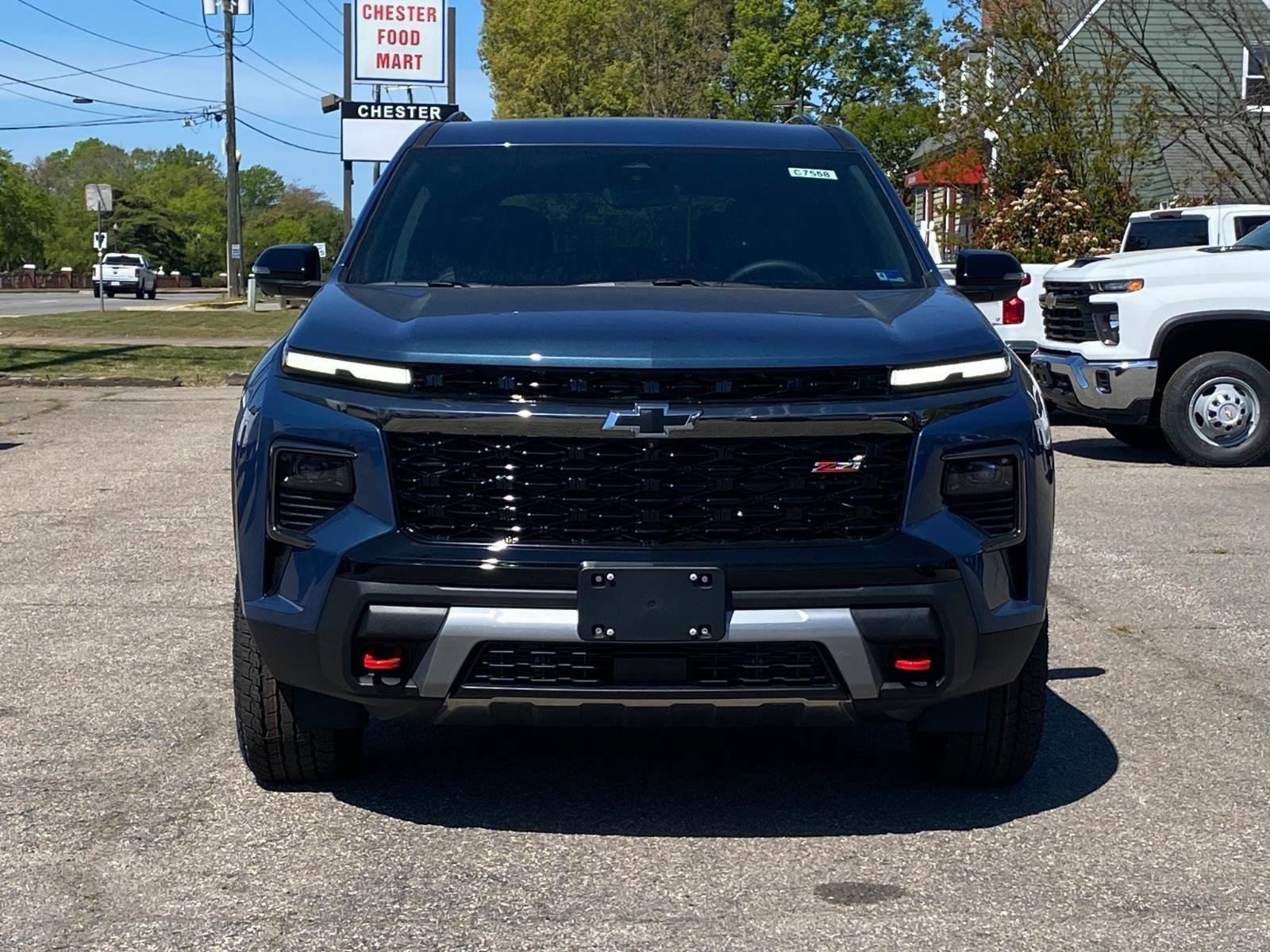 New 2026 Chevrolet Traverse Z71 w/ Driver Confidence Package AWD/4WD image 6