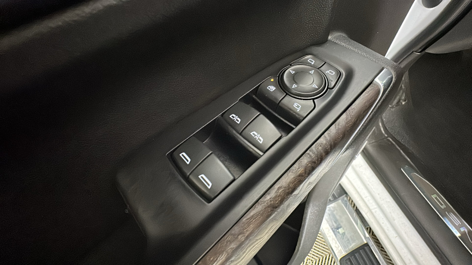 Used 2021 GMC Sierra 1500 Denali AWD/4WD image 13