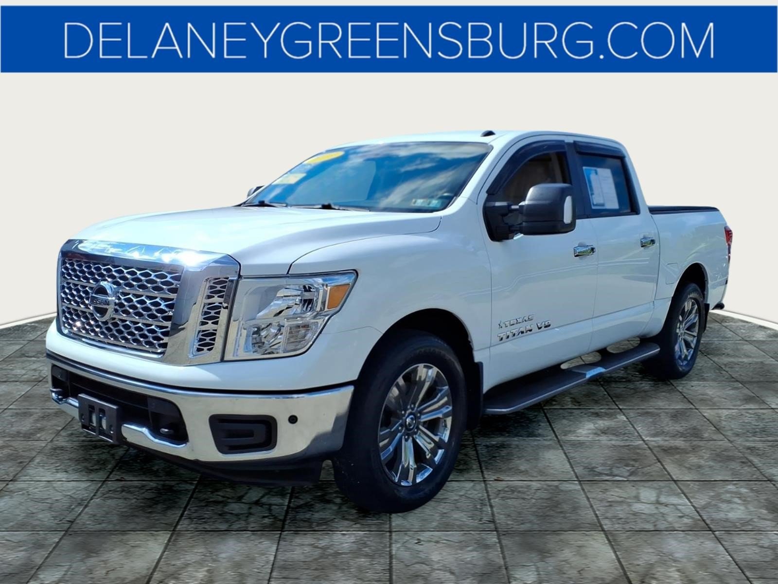 Used 2019 Nissan Titan SV w/ SV Convenience Package AWD/4WD image 7