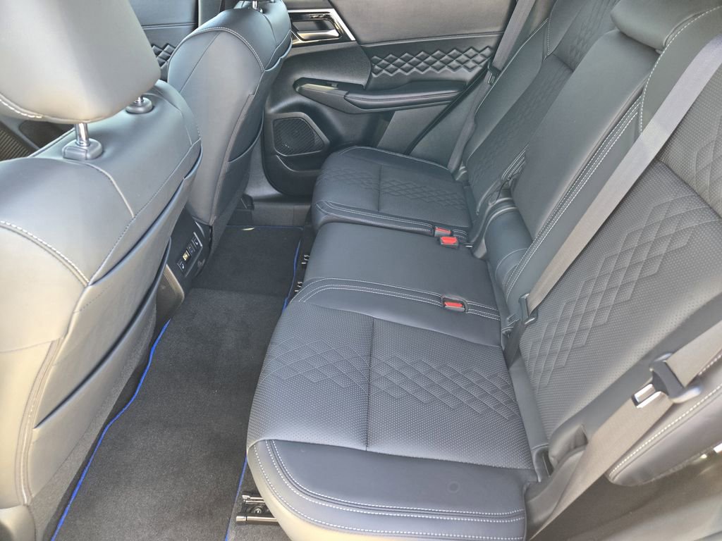 New 2025 Mitsubishi Outlander SEL Black Edition image 22