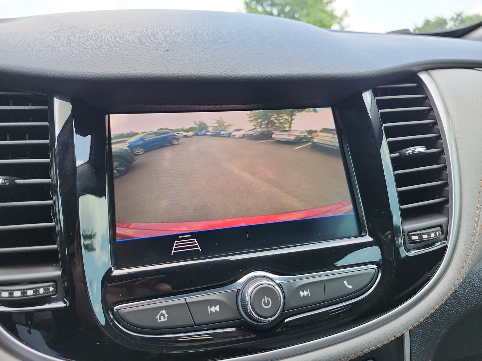 Used 2021 Chevrolet Trax LS w/ Tint and Cruise Package FWD image 16