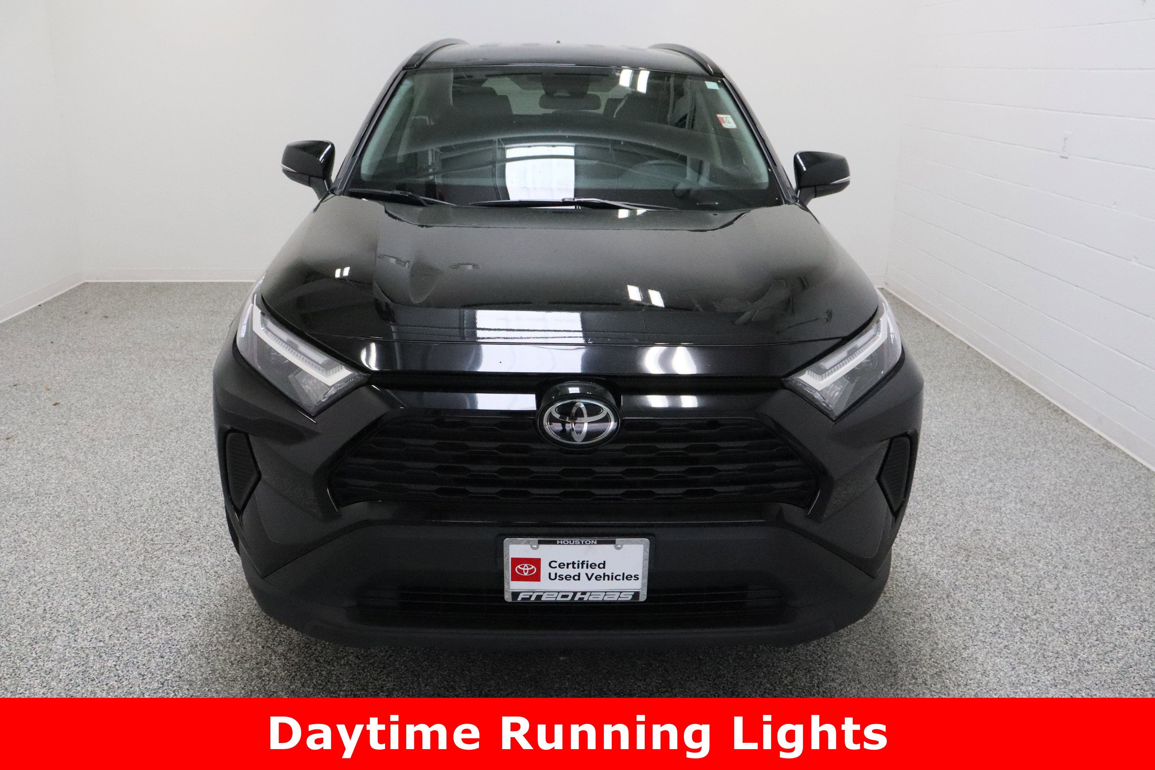 Certified 2025 Toyota RAV4 XLE image 3