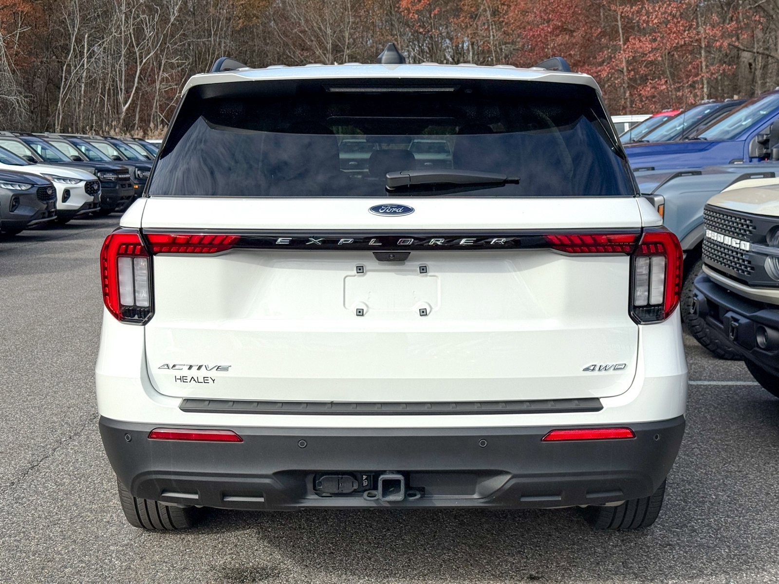 Certified 2025 Ford Explorer Active image 5