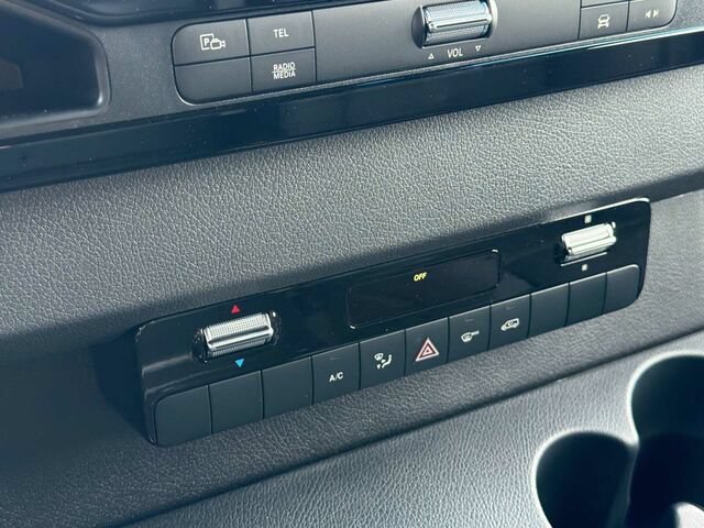 New 2026 Mercedes-Benz Sprinter 2500 image 19