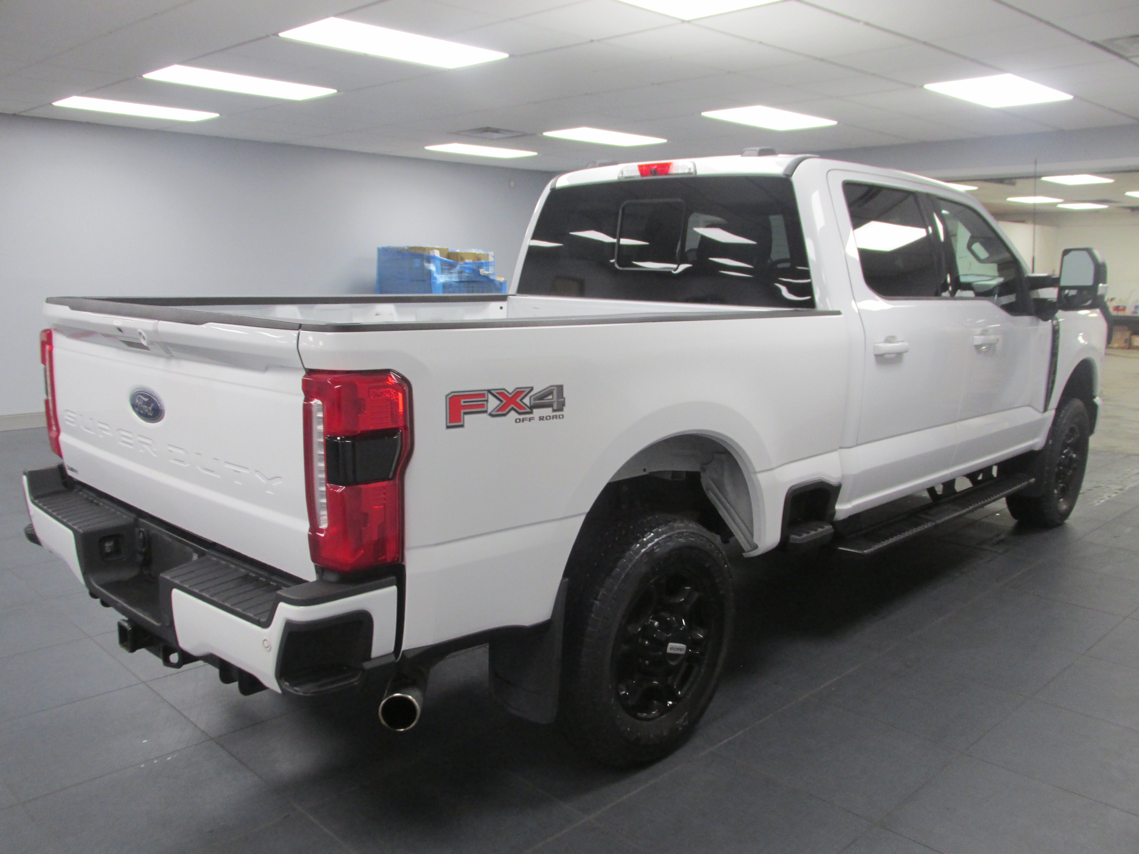 Used 2024 Ford F250 XLT w/ XLT Premium Package AWD/4WD image 4