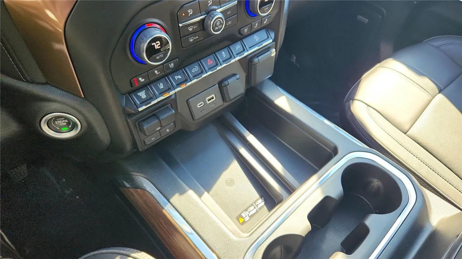 Used 2022 Chevrolet Silverado 3500 High Country w/ Safety Package II image 22