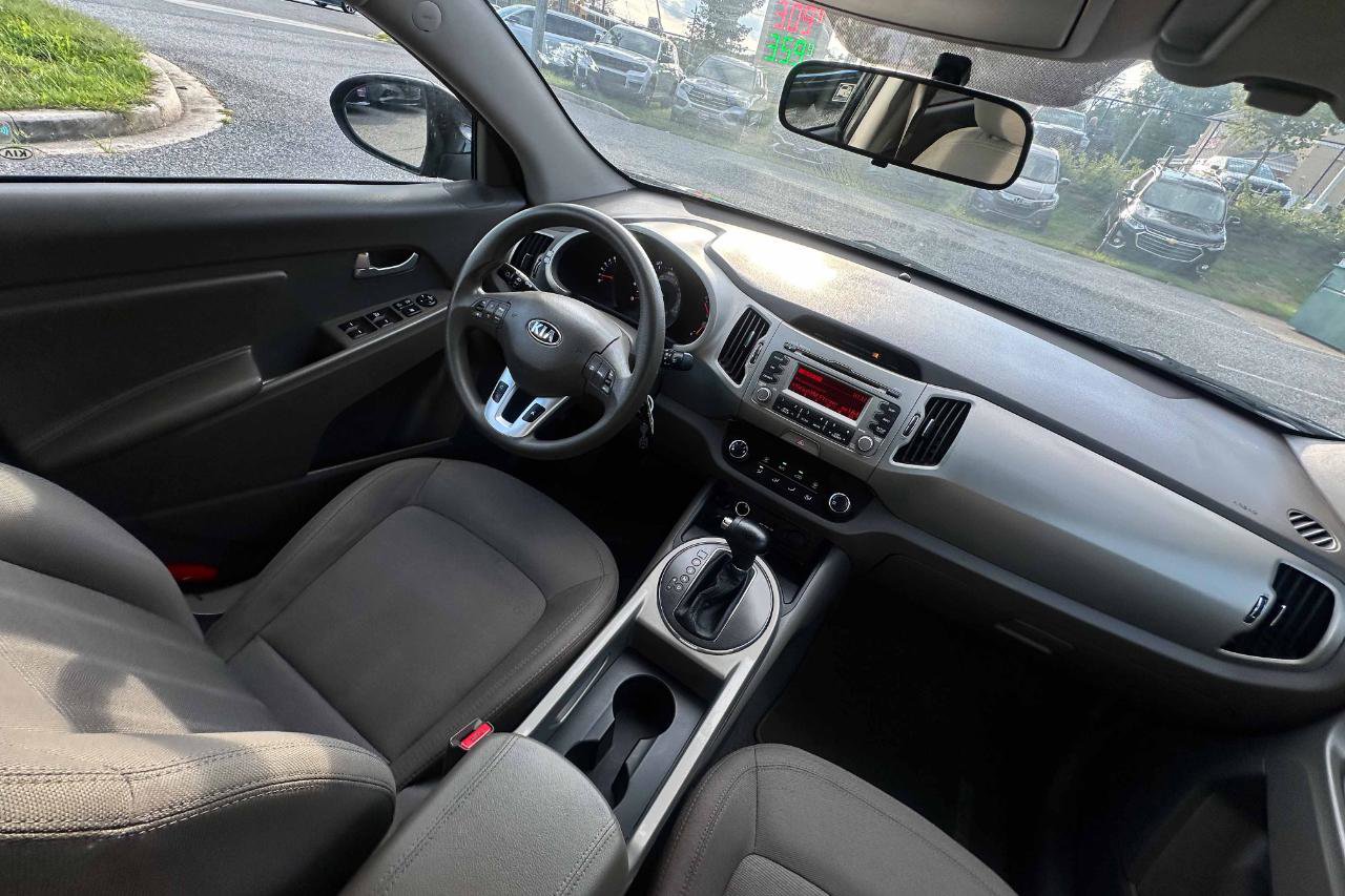 Used 2013 Kia Sportage LX AWD/4WD image 14