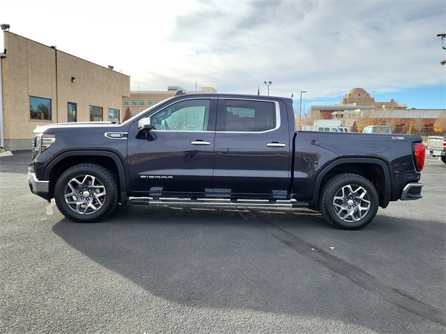 Used 2023 GMC Sierra 1500 SLT w/ SLT Premium Package image 6