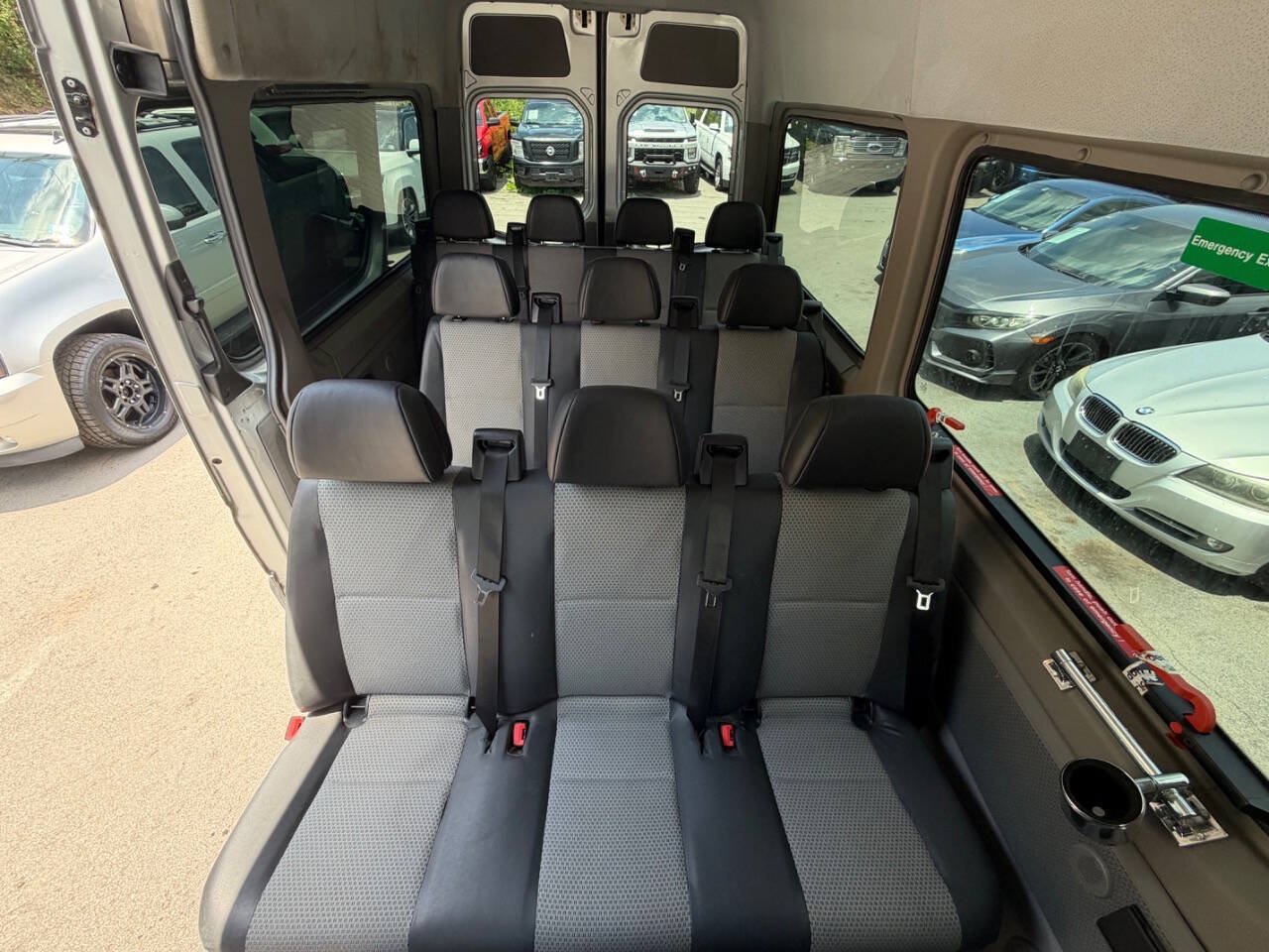 Used 2008 Dodge Sprinter 2500 RWD image 11