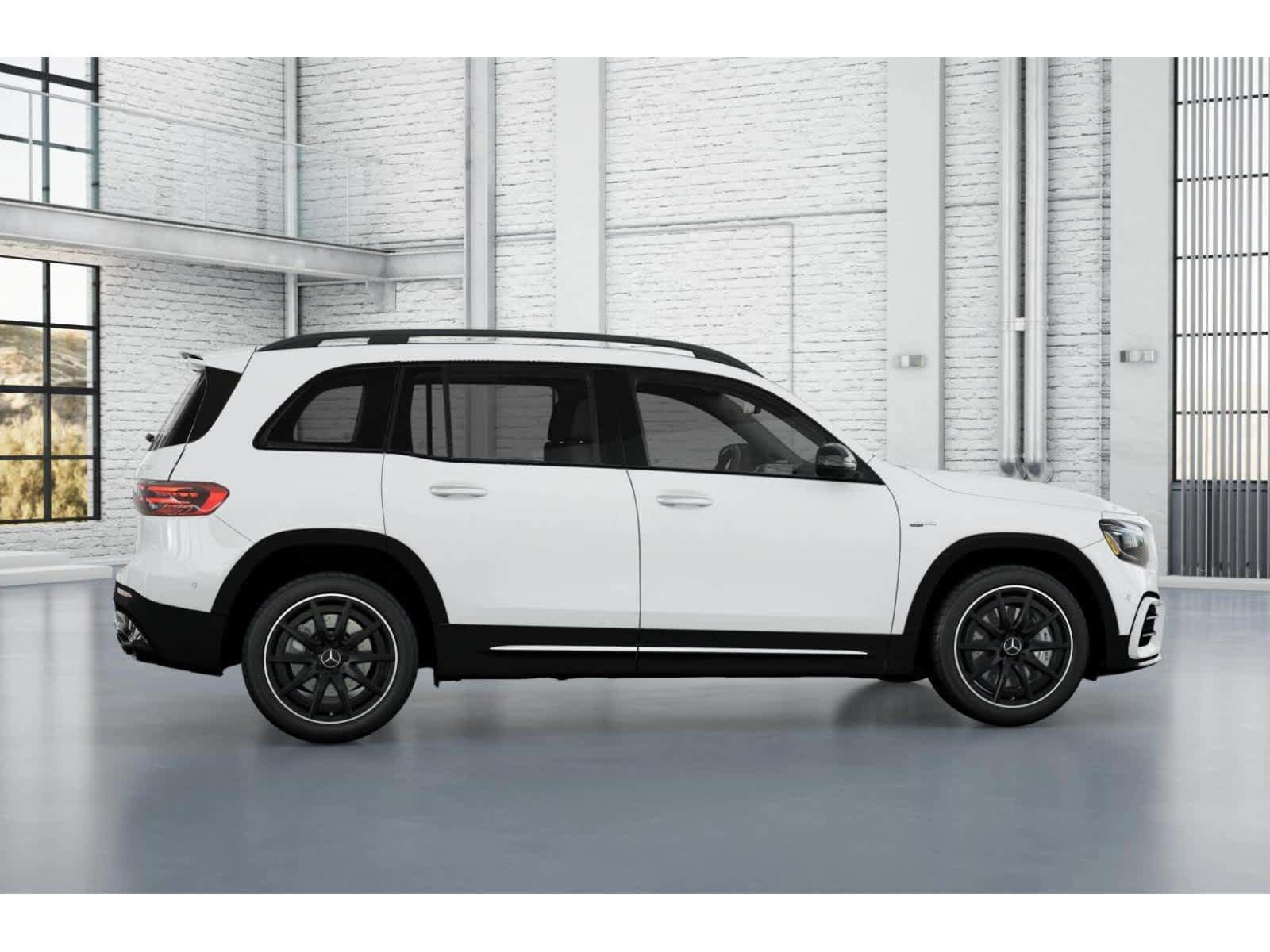 Used 2026 Mercedes-Benz GLB 35 AMG 4MATIC image 16