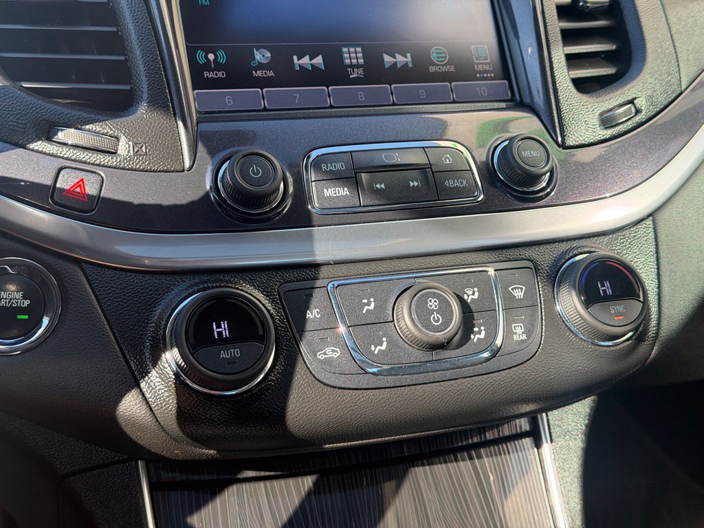 Used 2018 Chevrolet Impala LT w/ Sunroof and Spoiler Package FWD image 15