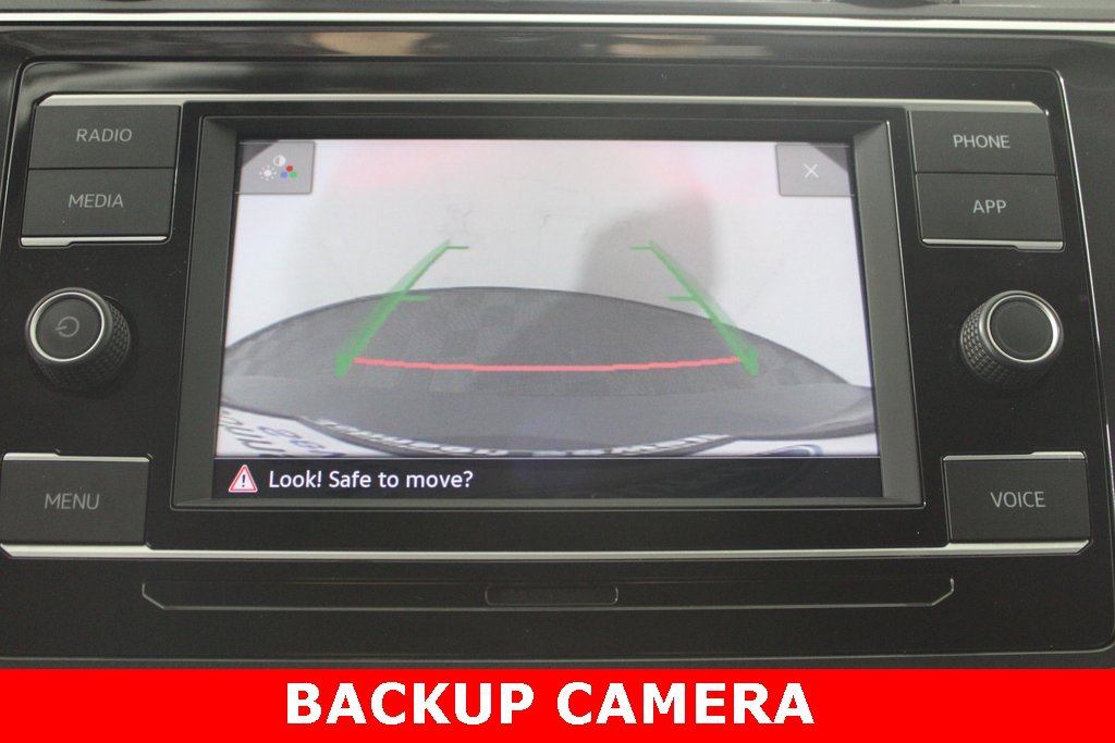 Used 2021 Volkswagen Tiguan S image 7