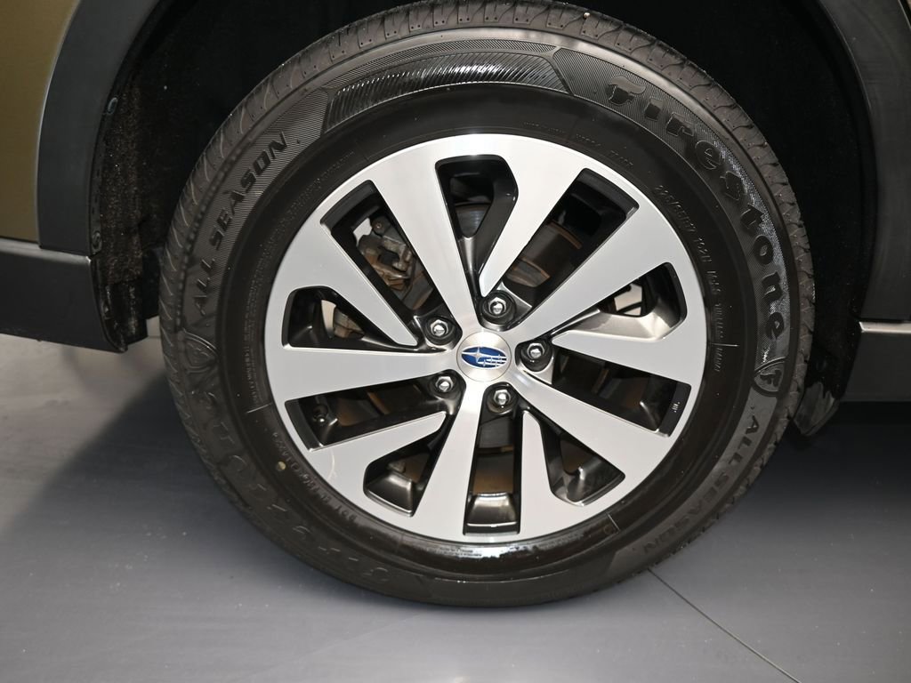 Used 2021 Subaru Outback Premium image 40