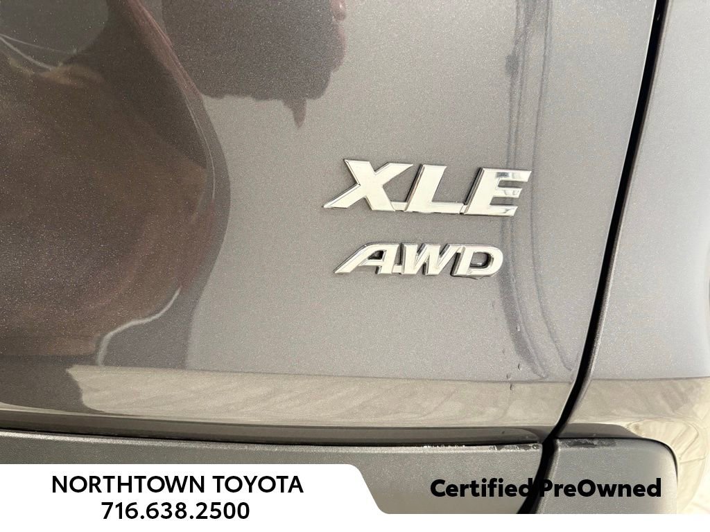 Used 2023 Toyota RAV4 XLE image 9