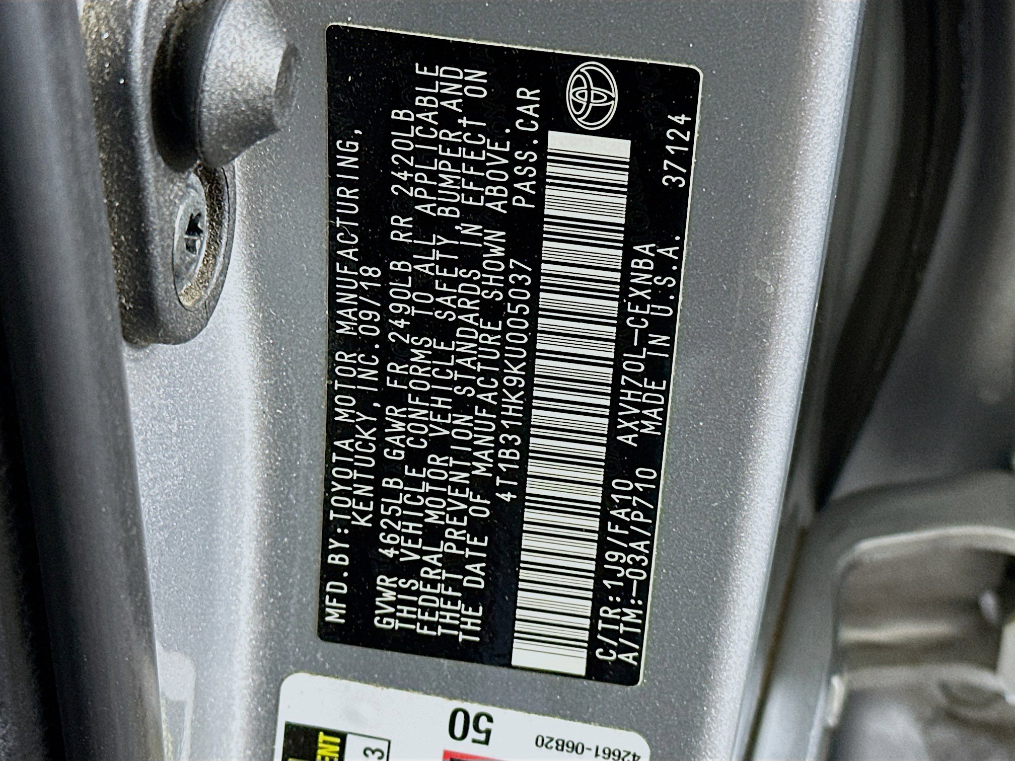 Used 2019 Toyota Camry LE image 12