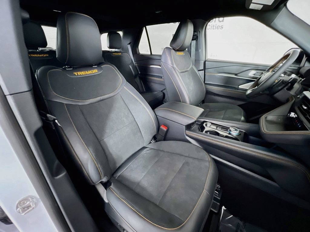 New 2026 Ford Explorer Tremor w/ Tremor Ultimate Package AWD/4WD image 18