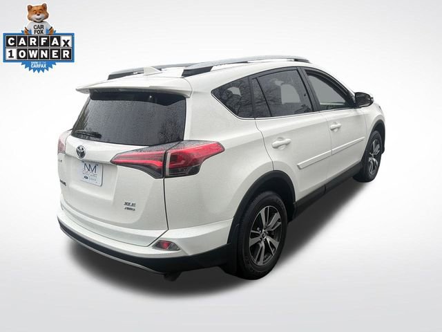 Used 2017 Toyota RAV4 XLE w/ All Weather Liner Package AWD/4WD image 8