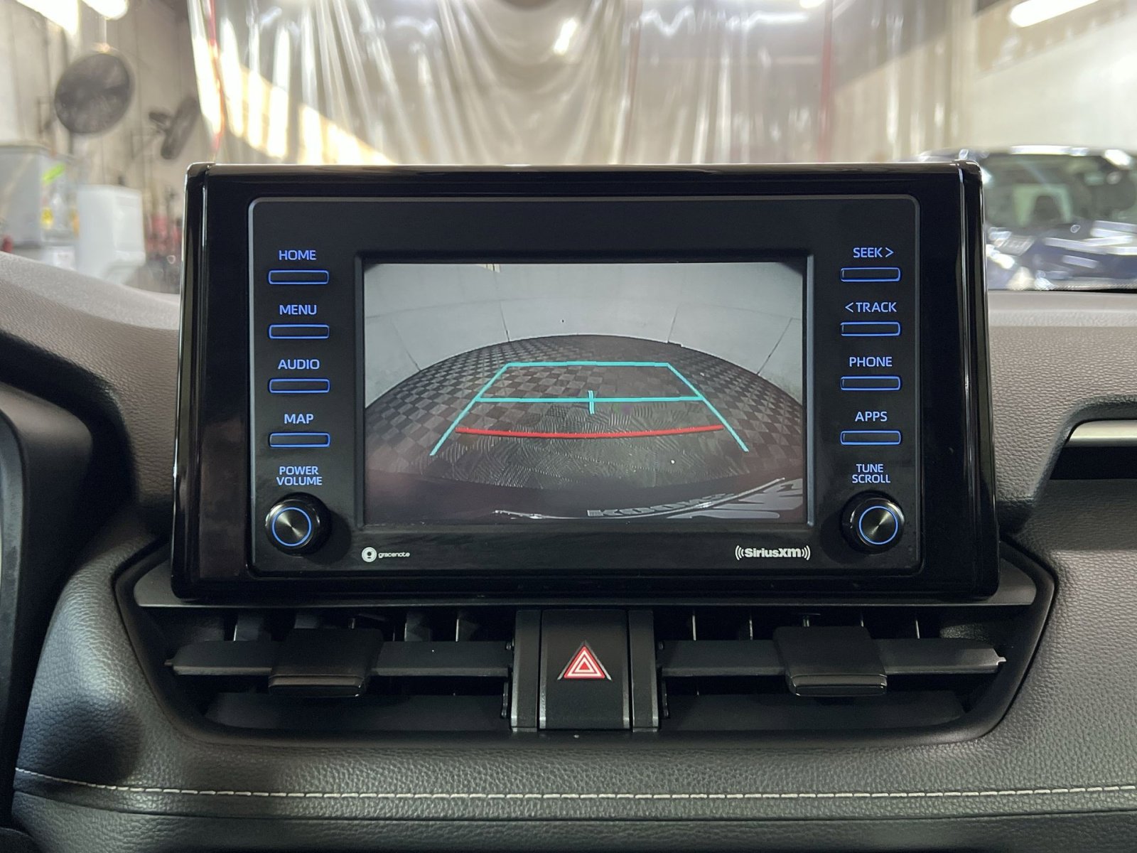 Used 2020 Toyota RAV4 XLE w/ Convenience Package image 19