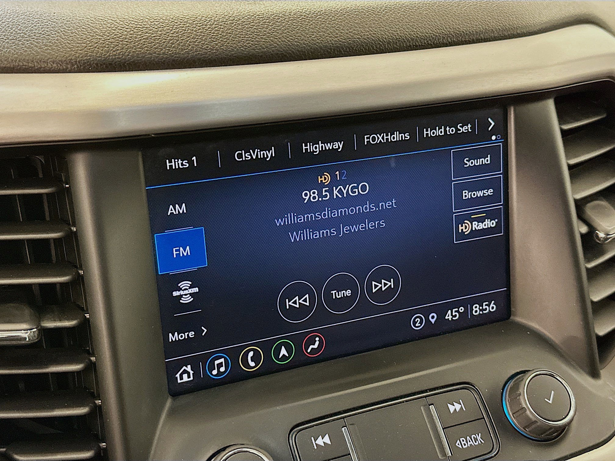 Used 2021 GMC Acadia SLT w/ Elevation Edition image 21