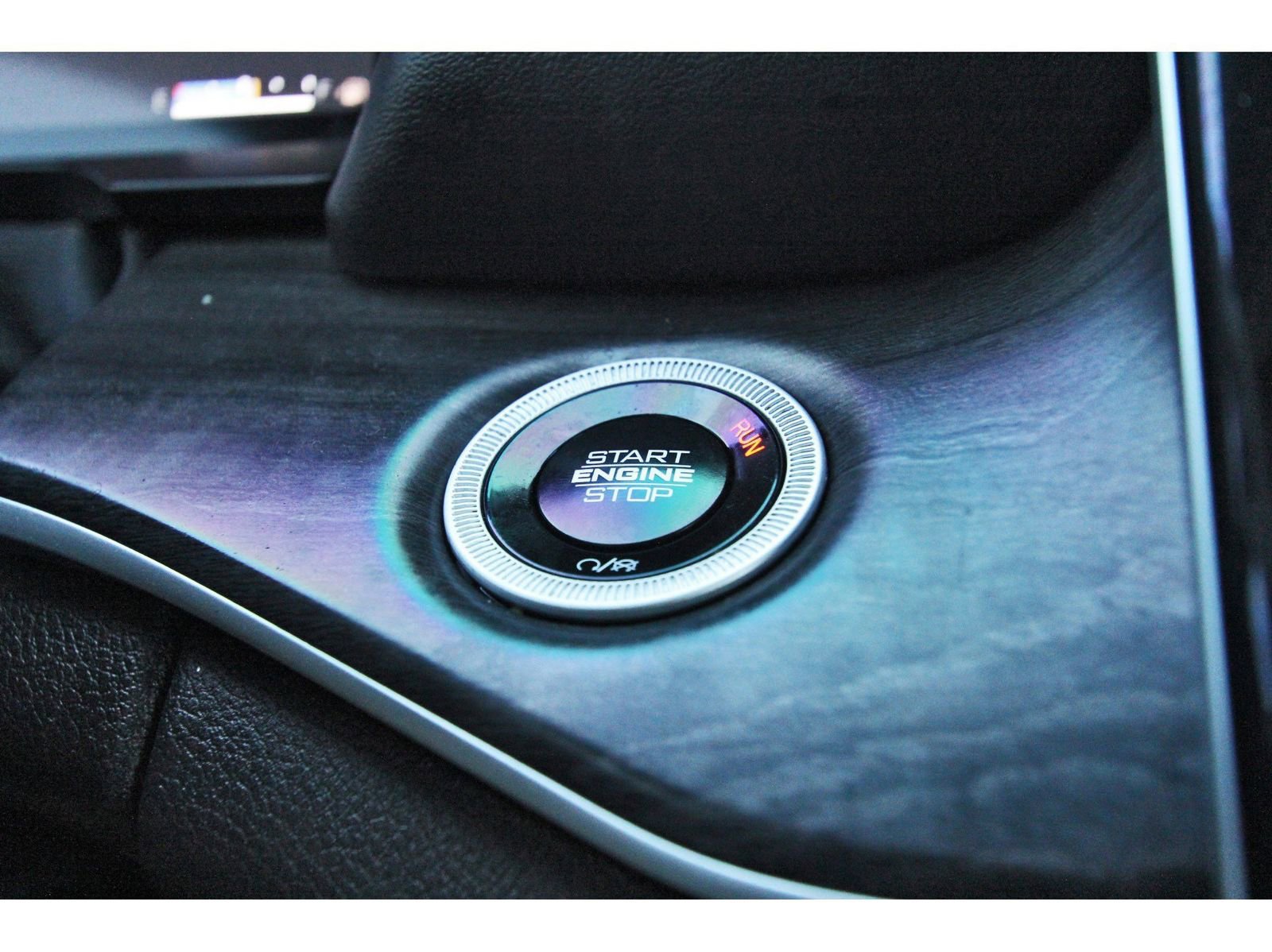 Used 2025 Jeep Grand Cherokee Limited w/ Luxury Tech Group II RWD image 20