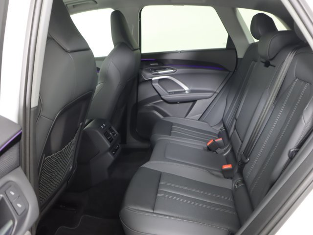 Certified 2025 Audi Q5 Prestige AWD/4WD image 15