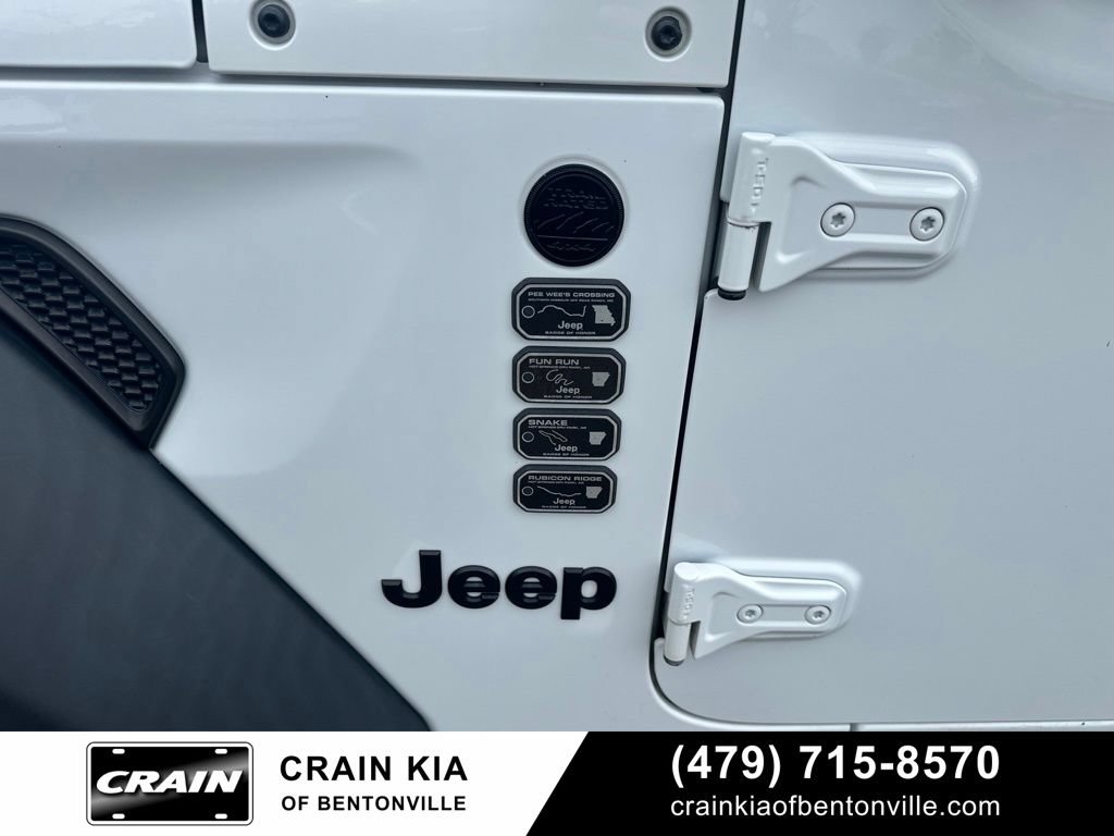 Used 2021 Jeep Wrangler Unlimited Sport AWD/4WD image 12