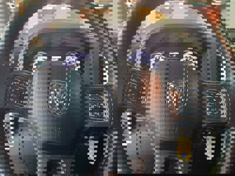 Used 2016 RAM 1500 Classic SLT w/ SLT Plus D￩cor Group image 24