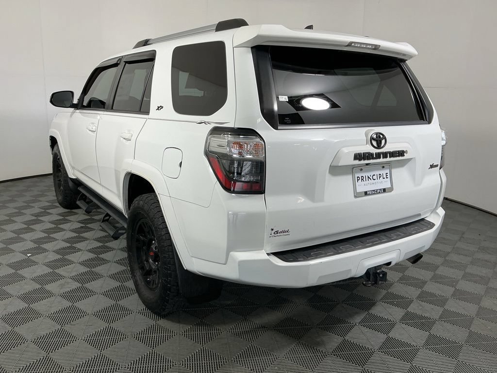 Used 2020 Toyota 4Runner SR5 RWD image 7