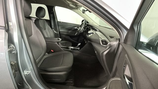 Used 2023 Buick Encore GX Preferred w/ Cold Weather Comfort Package AWD/4WD image 30