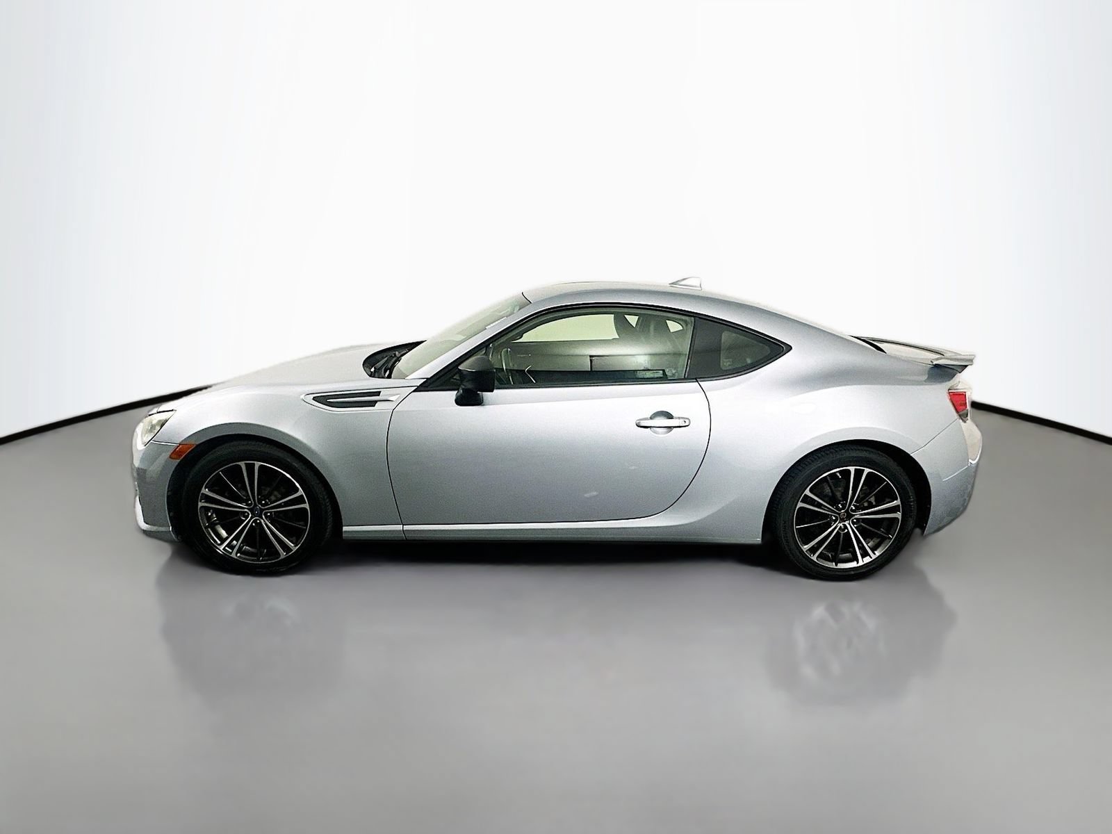 Used 2016 Subaru BRZ Limited RWD image 4