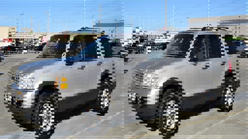 Used 2003 Ford Explorer XLT