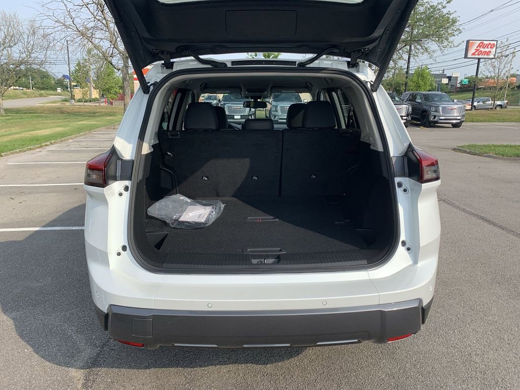 Used 2024 Nissan Rogue SL image 23