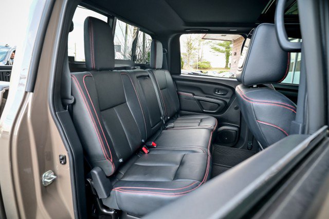Used 2021 Nissan Titan PRO-4X w/ Pro-4x Convenience Package image 21
