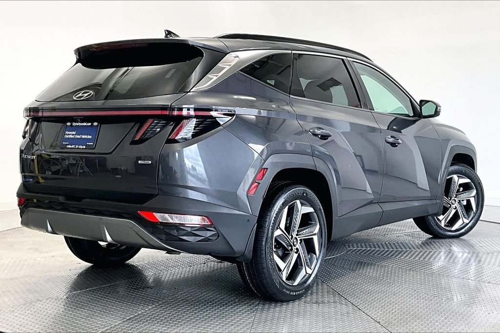 Certified 2022 Hyundai Tucson Limited AWD/4WD image 2