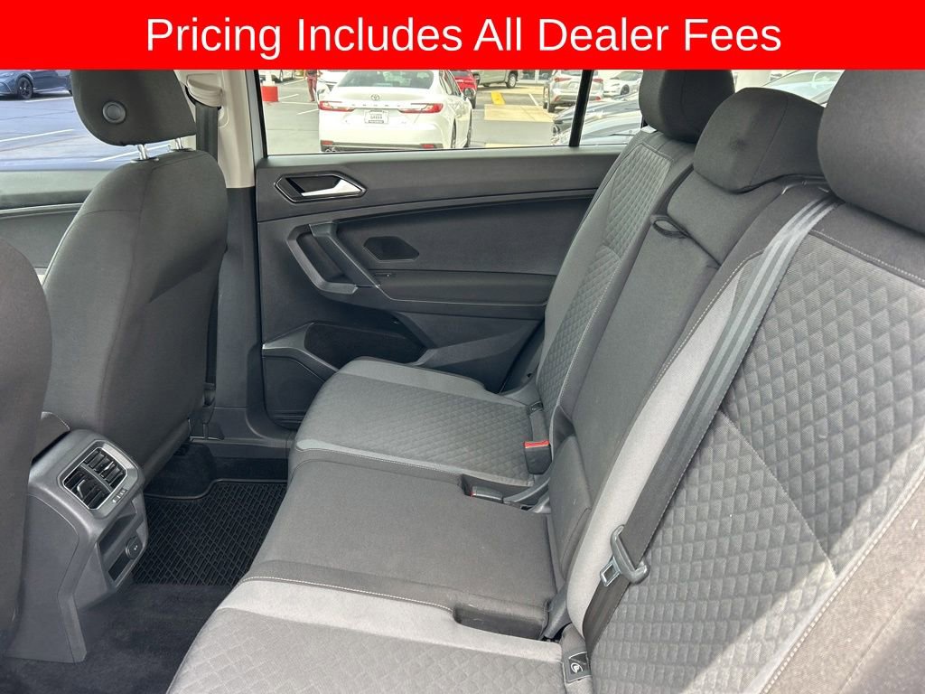 Used 2018 Volkswagen Tiguan S FWD image 12