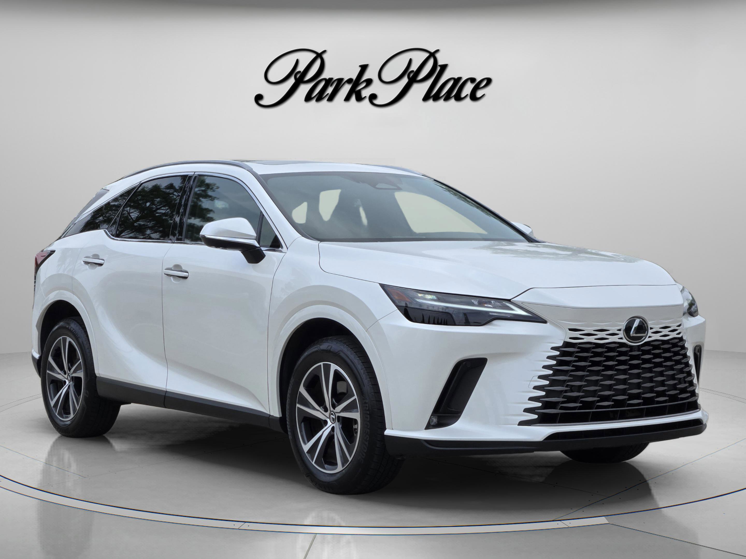 Certified 2025 Lexus RX 350 Premium w/ Accessory Package (Z1) FWD image 8