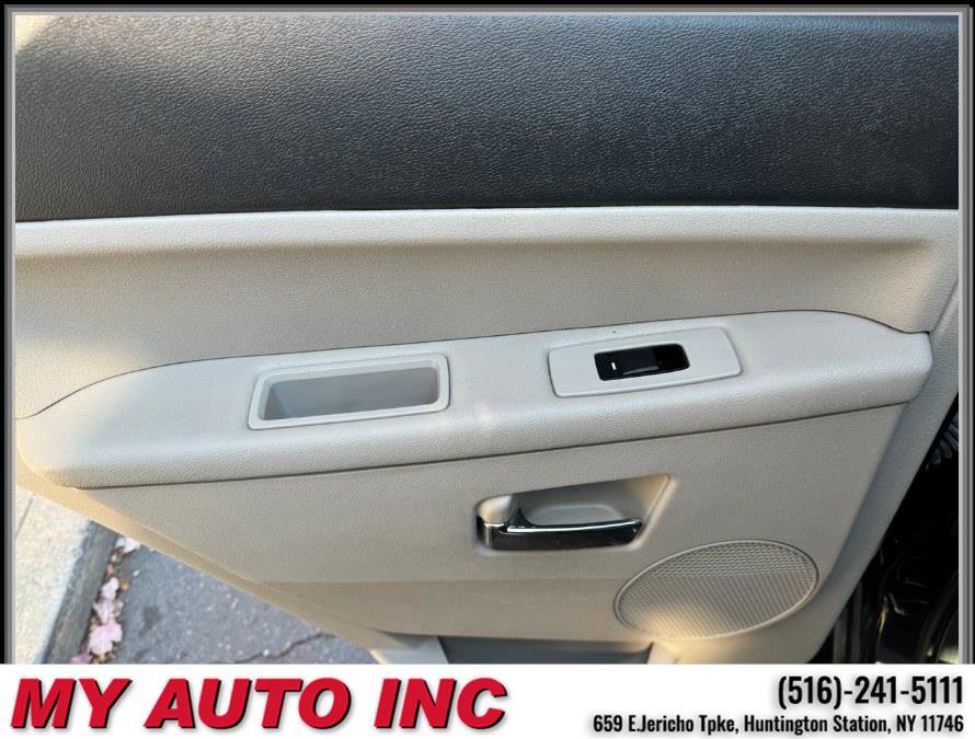 Used 2010 Jeep Grand Cherokee Limited w/ Quadra-Drive II 4X4 Group image 33