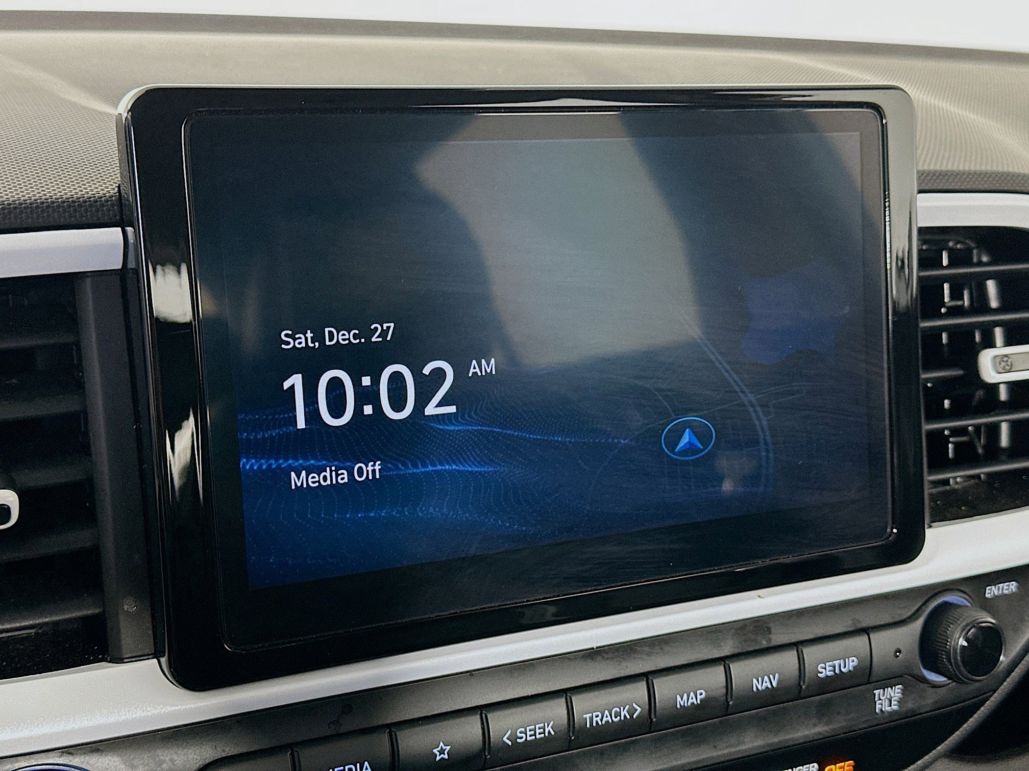 Used 2024 Hyundai Venue Limited image 21