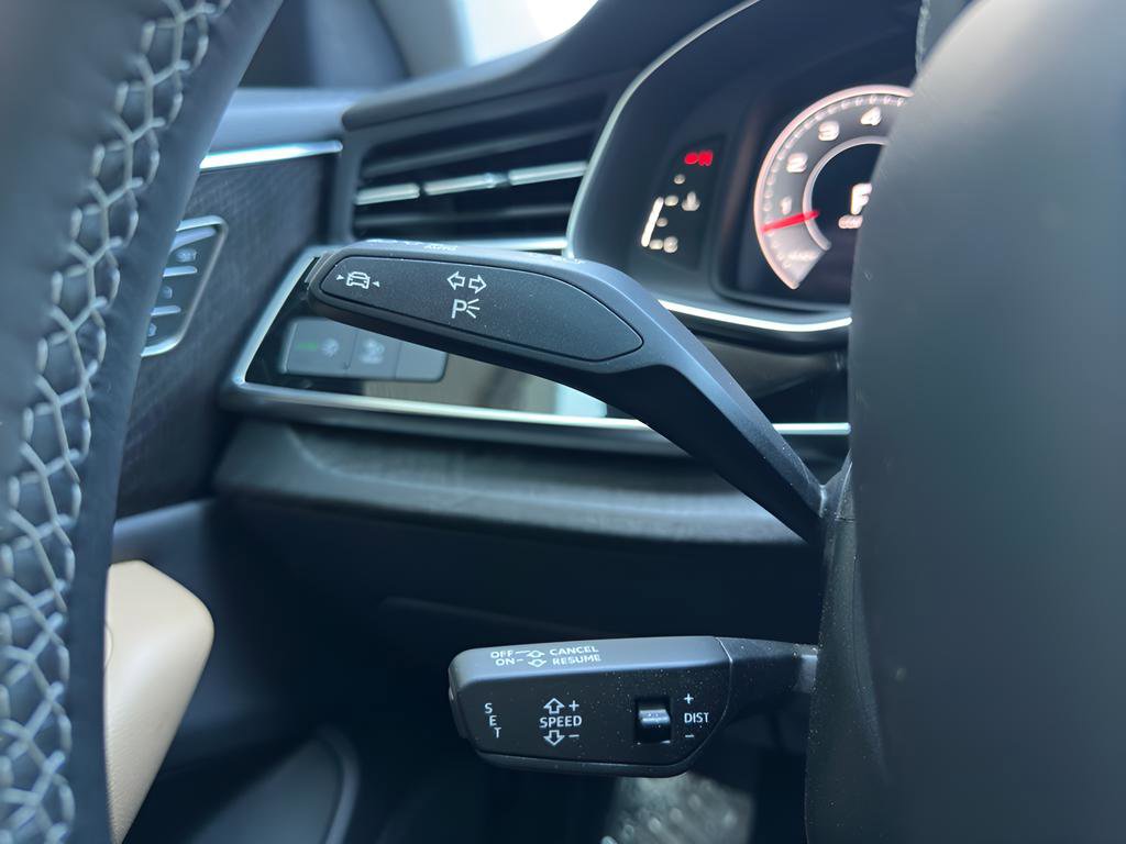 Certified 2024 Audi Q8 Premium w/ Convenience Package image 20