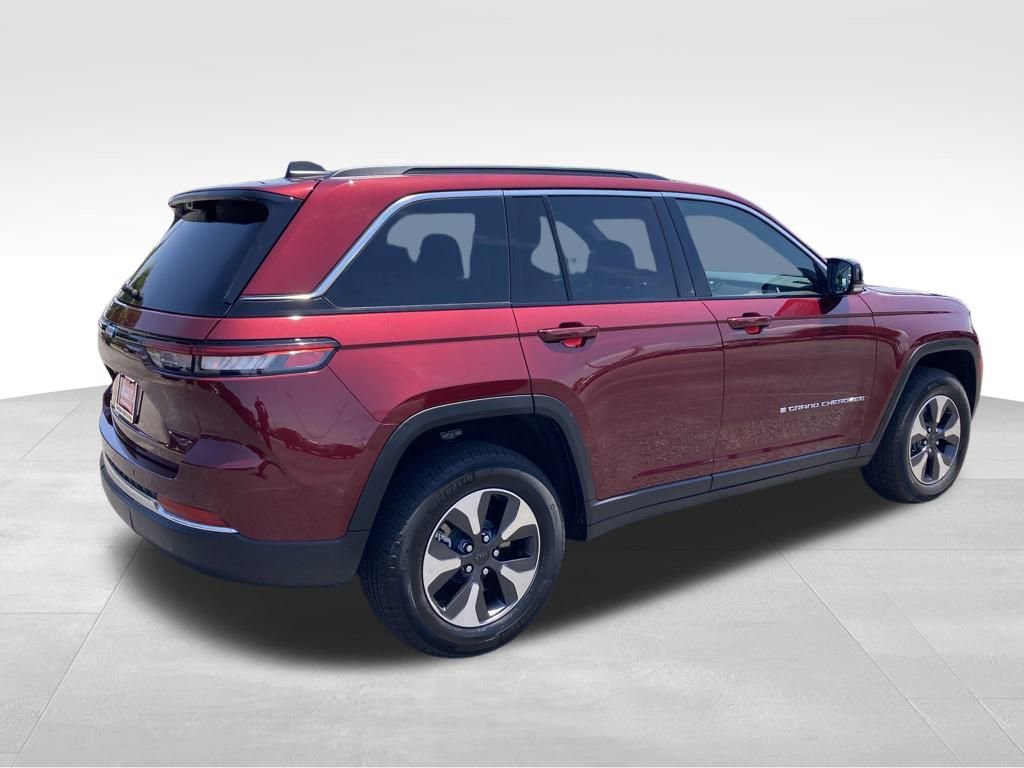 New 2024 Jeep Grand Cherokee Limited 4xe w/ Luxury Tech Group II image 5