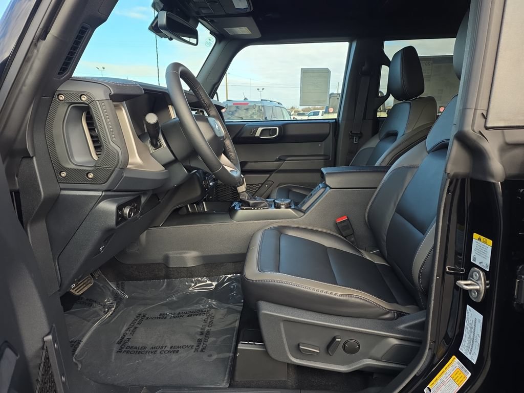 New 2025 Ford Bronco Outer Banks AWD/4WD image 16
