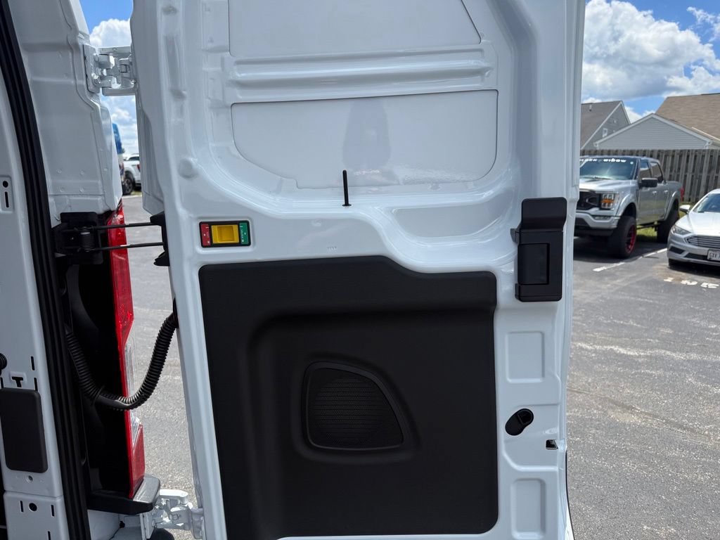 New 2026 Ford Transit 250 Low Roof w/ Load Area Protection Package RWD image 38