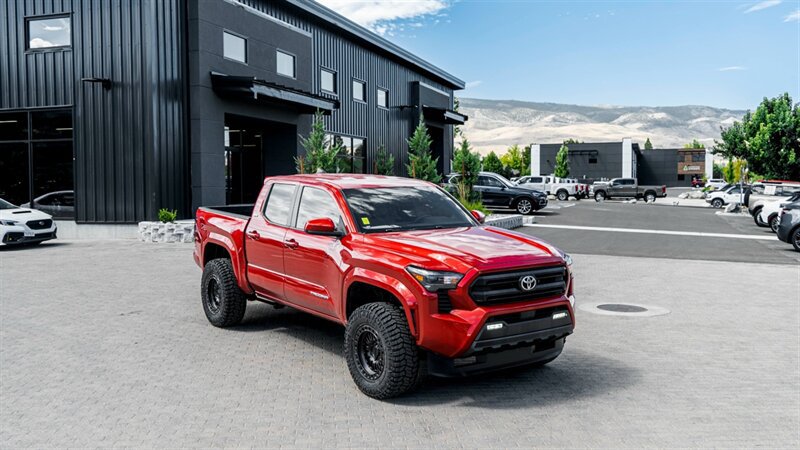 Used 2024 Toyota Tacoma SR5 AWD/4WD image 7