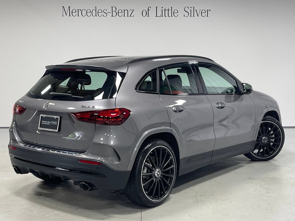Used 2024 Mercedes-Benz GLA 35 AMG 4MATIC image 6