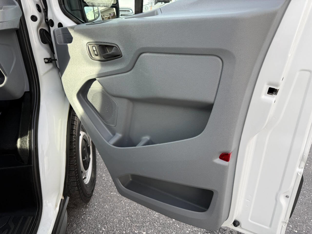 Used 2018 Ford Transit 350 148 Medium Roof RWD image 24