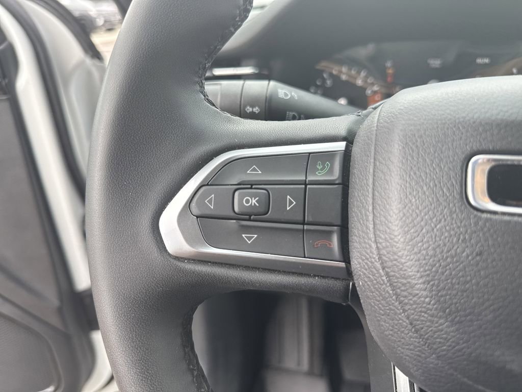 Used 2024 Jeep Compass Limited image 16